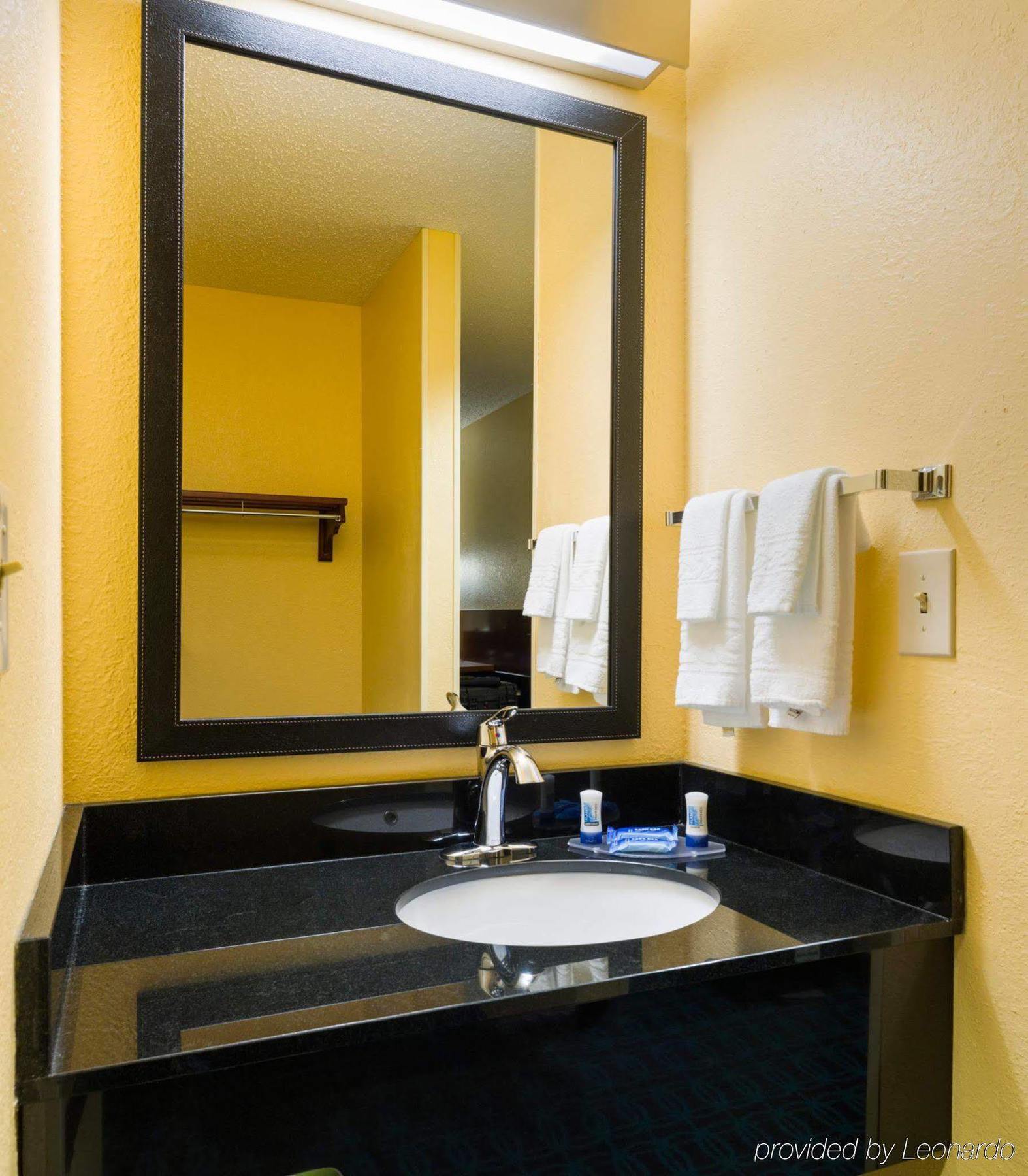 BW Allentown Bethlehem Lehigh Valley Inn & Suites Exteriér fotografie
